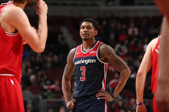 阶段显得略 阶段显得略