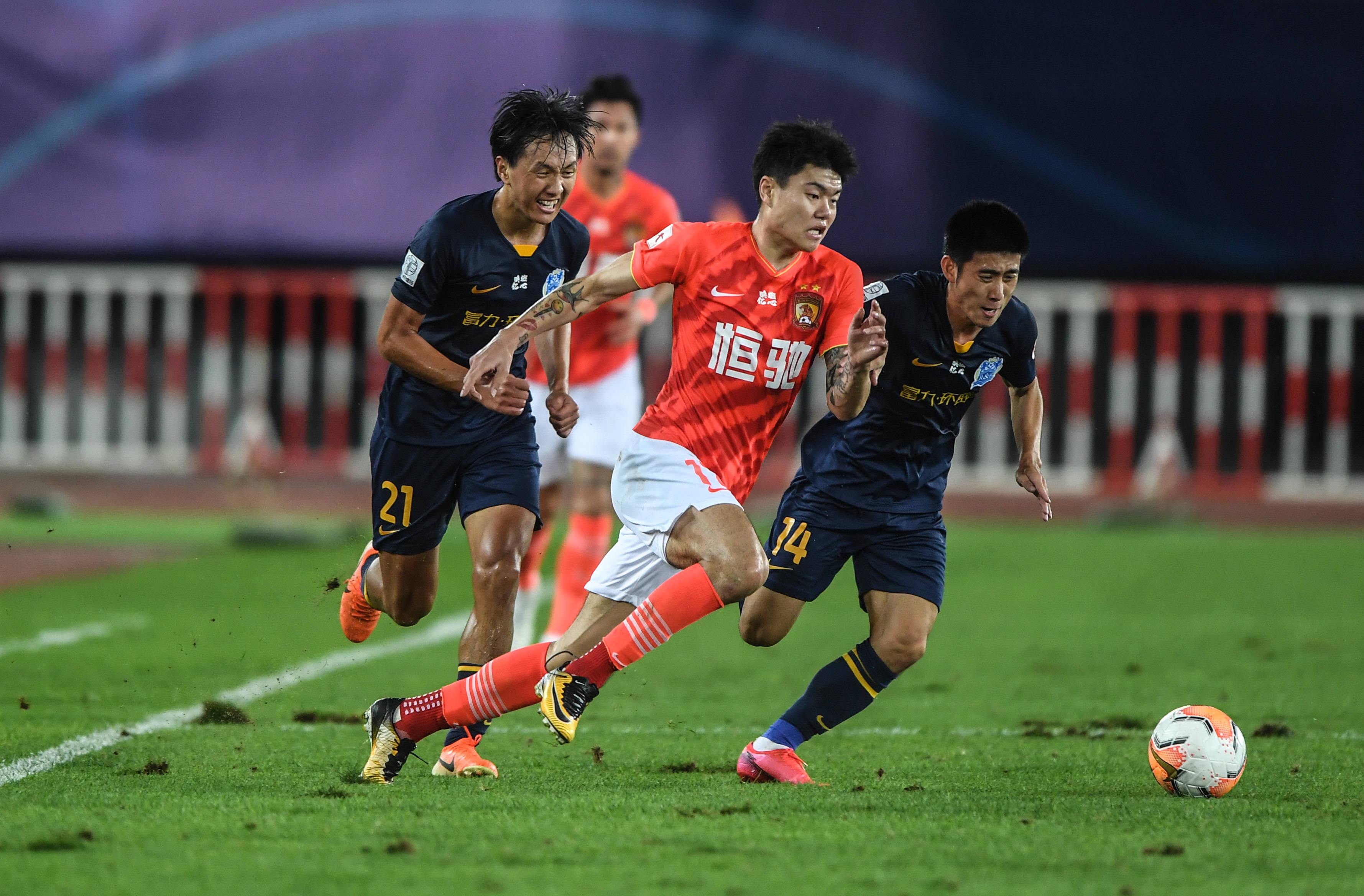 同时也使得 同时也使得