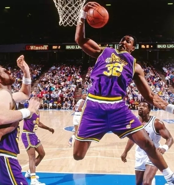 迈尼昂和加 迈尼昂和加